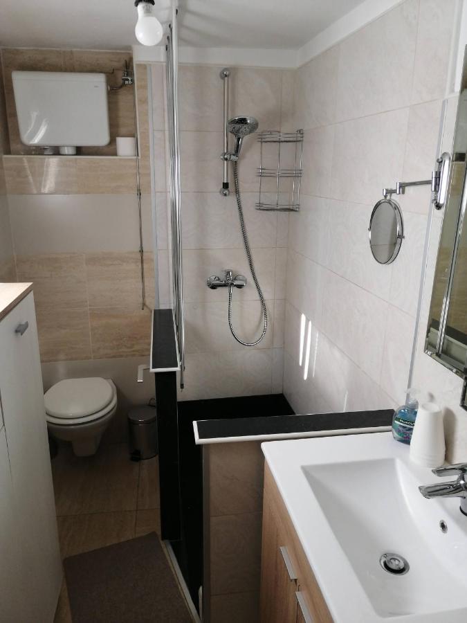 Centar Njivice Apartamento Exterior foto